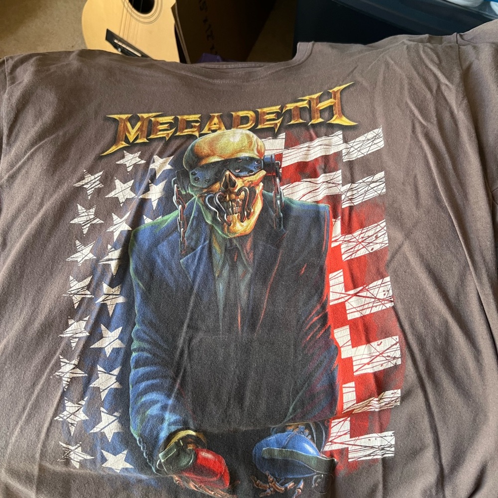 Graphic T-Shirt - Megadeth tour shirt